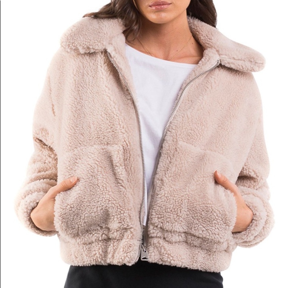 NWOT Cropped Zip-up Teddy Bear Coat